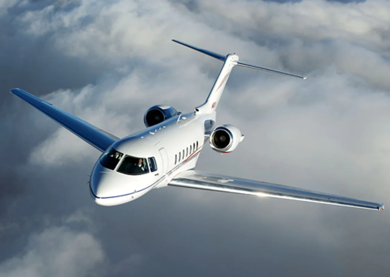 Hawker 800XP - 4000